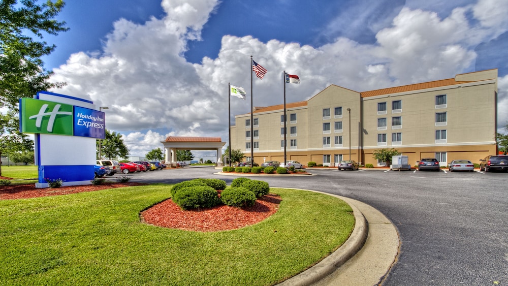 Holiday Inn Express Greenville 1/64