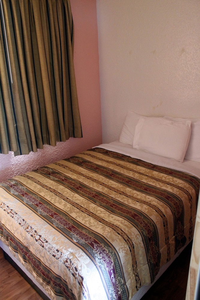 Fireside Inn Santa Cruz 20/63