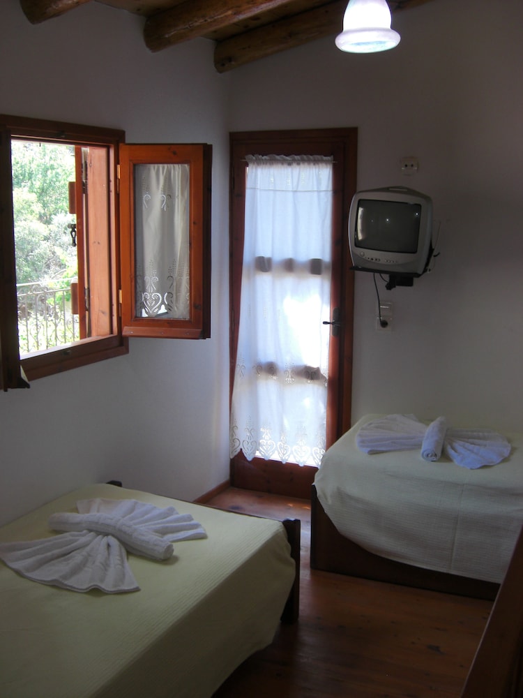 Patriko Traditional Residence 13/50