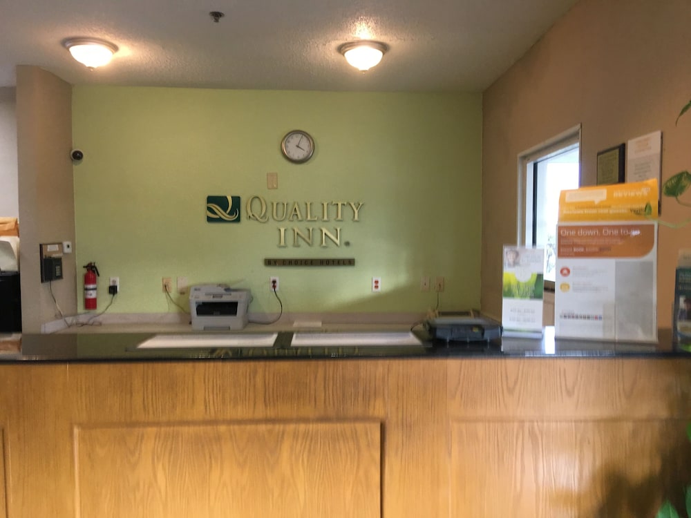 Quality Inn Kalamazoo near Wings Stadium 5/40