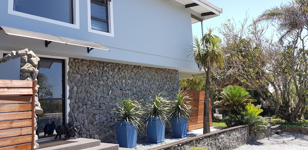 The Hillcrest Guesthouse 1/32