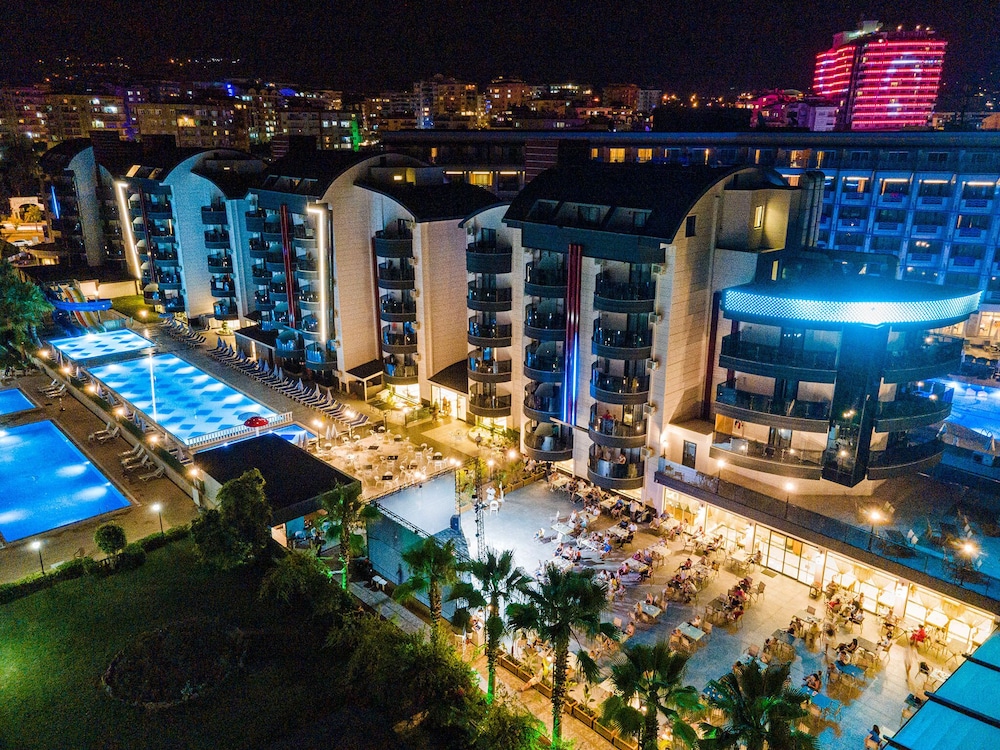 Grand Uysal Beach and Spa Hotel in ALANYA