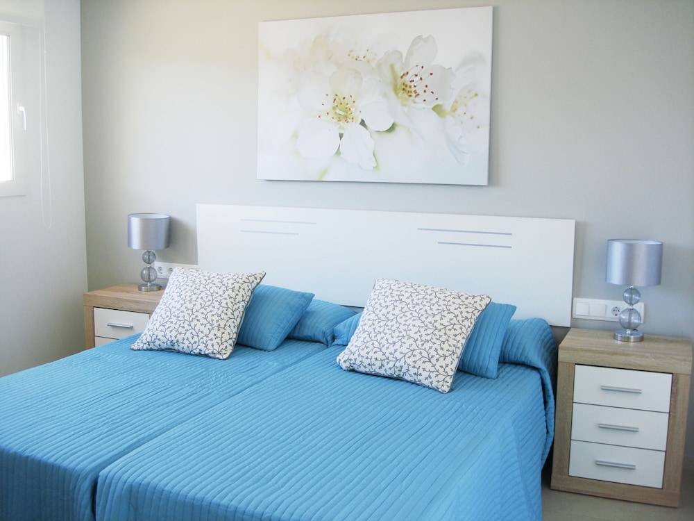 Montemares Golf Luxury Apartments 12/50