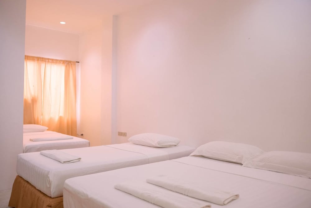 Island Inn Boracay 15/50