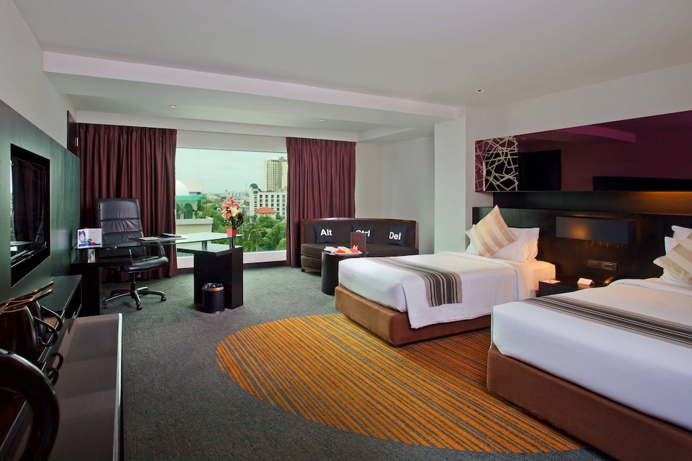 Golden Tulip Mandison Suites 17/59