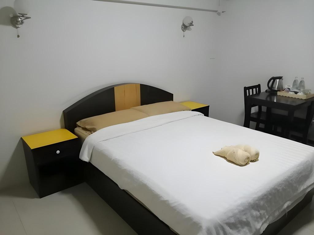 Charoen Apartment Trang 8/36
