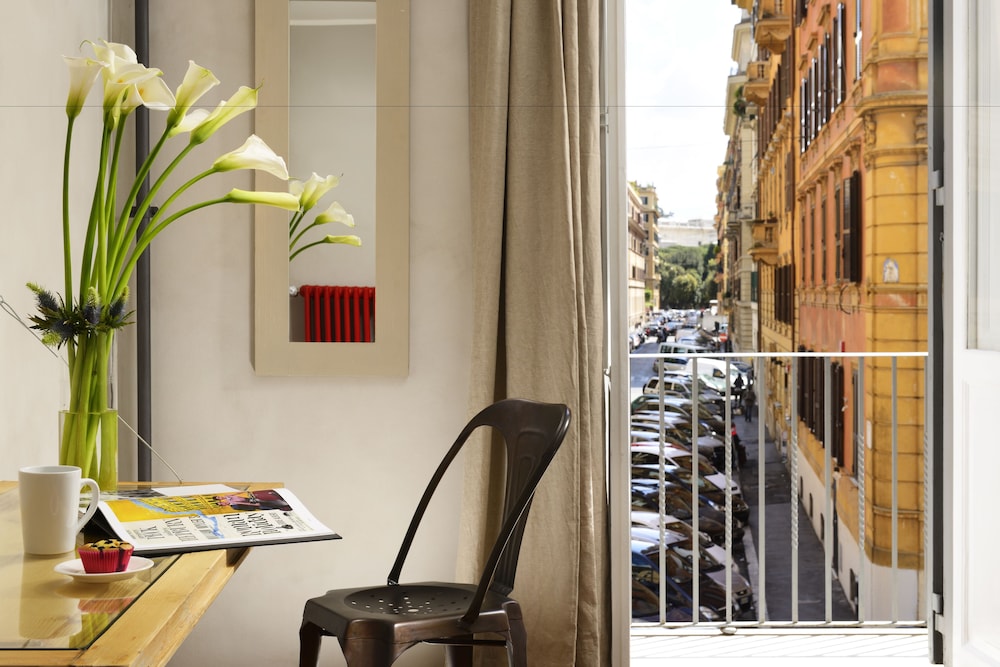San Pietro Boutique Rooms 6/23