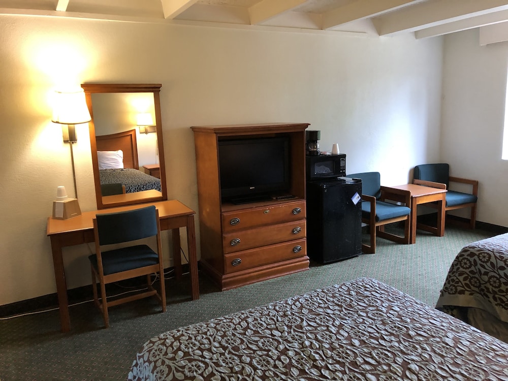 Regency Inn 34/55
