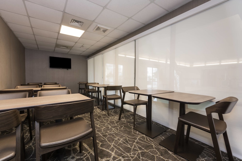 SpringHill Suites by Marriott Charlotte Concord Mills Spdwy 35/36