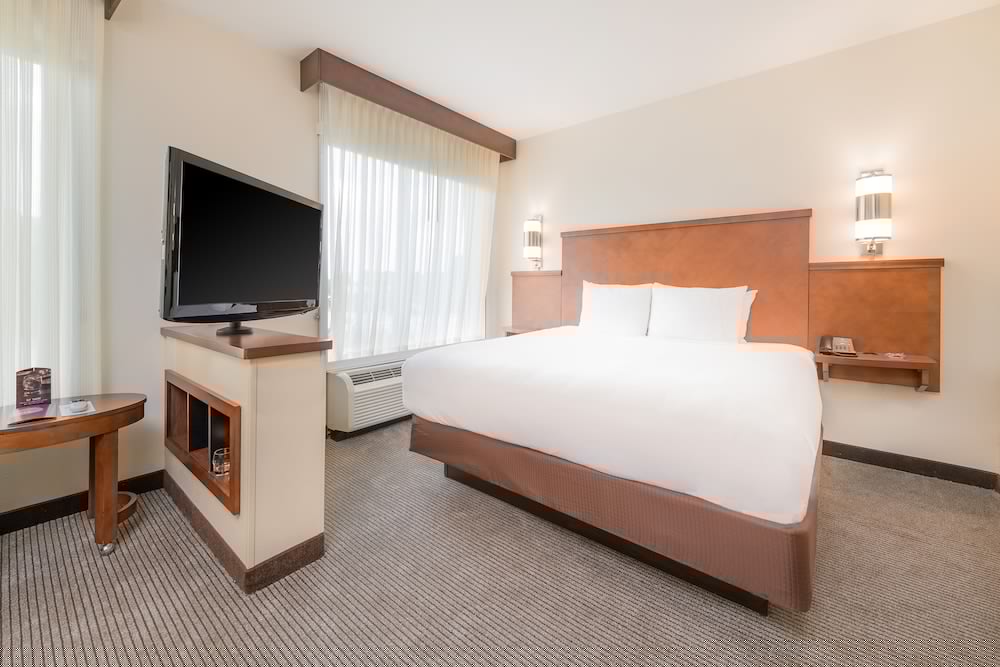 Hyatt Place Charleston Airport Convention Center 11/66