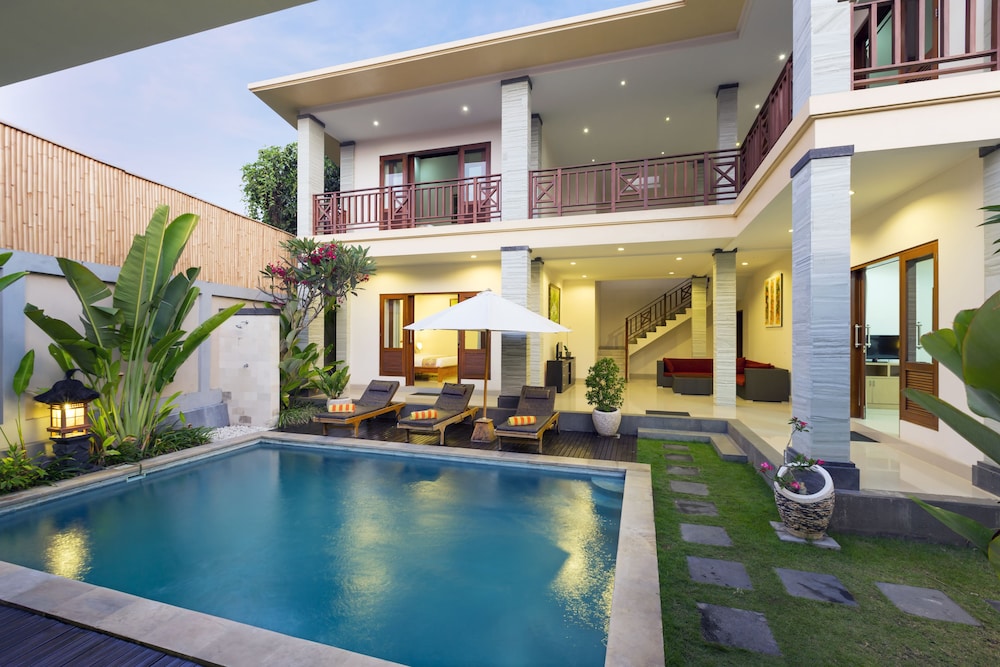 Kubal Villa 9/64