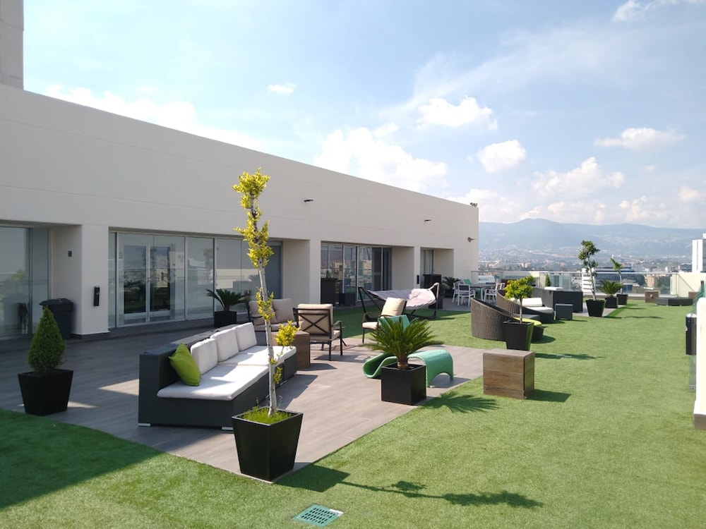 Elite 47 Hotel And Suites Ex Pia Suites 1/51