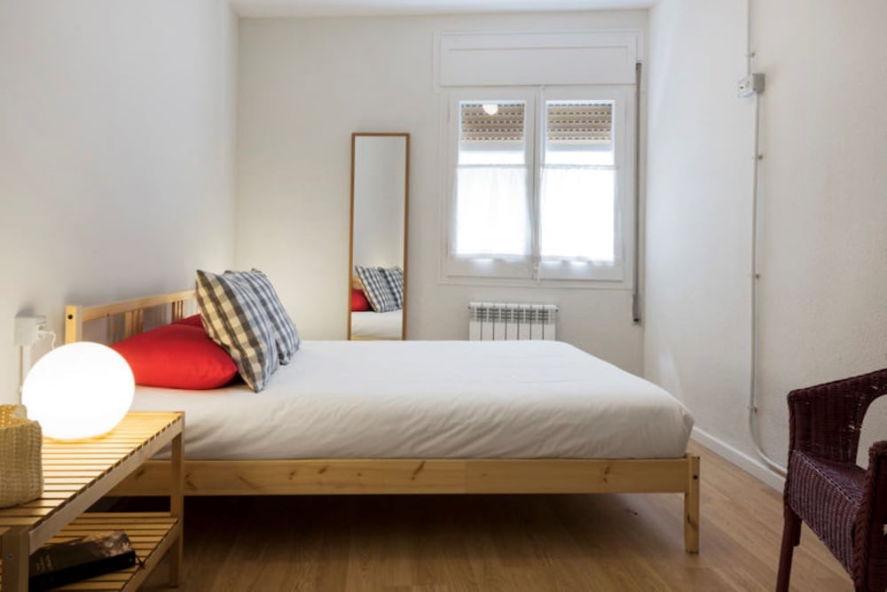 Animapartments Sants 12/56