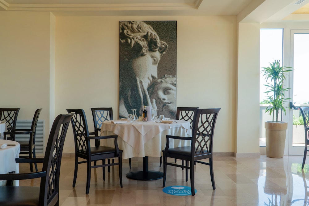 Hotel Brasil 35/50