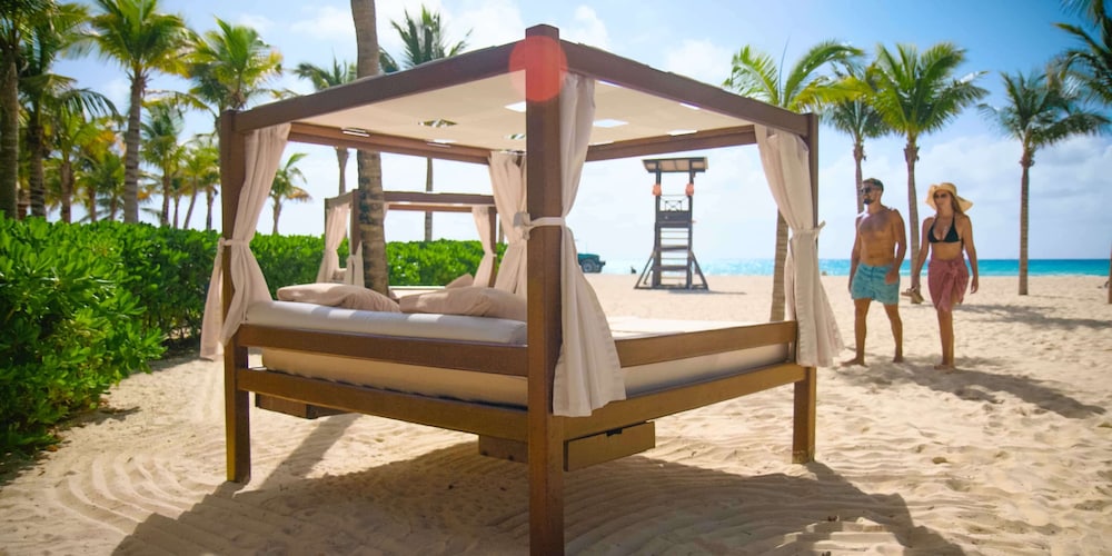 Royal Hideaway Playacar All Inclusive - Adults Only 41/50