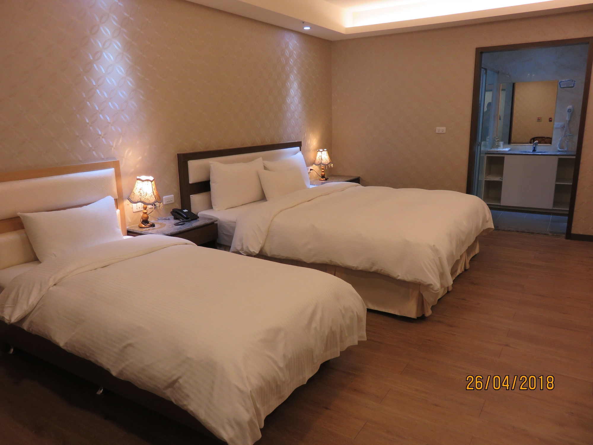 BUSINESS, TRIPLE, MULTIPLE BEDS, ACCESSIBLE