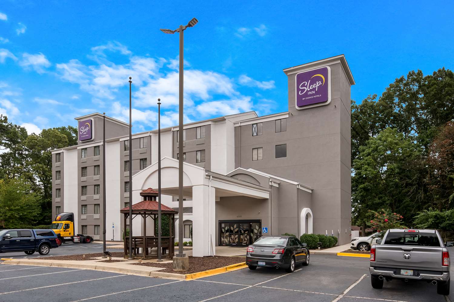 Sleep Inn North Lake 16/18
