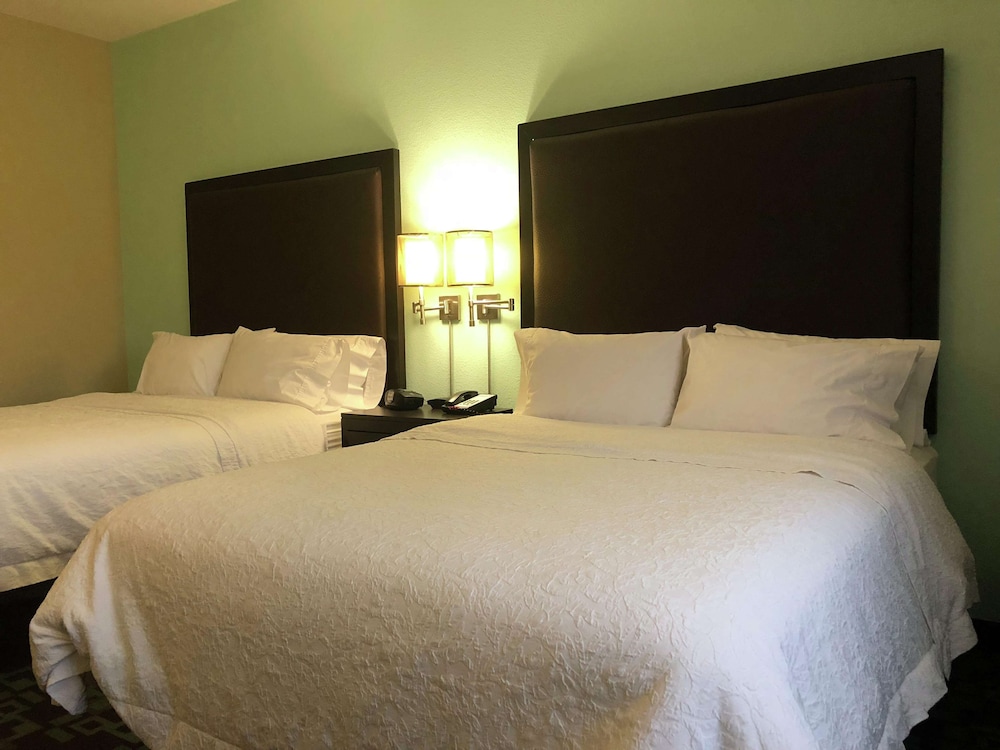 Hampton Inn & Suites Nashville @ Opryland 27/56