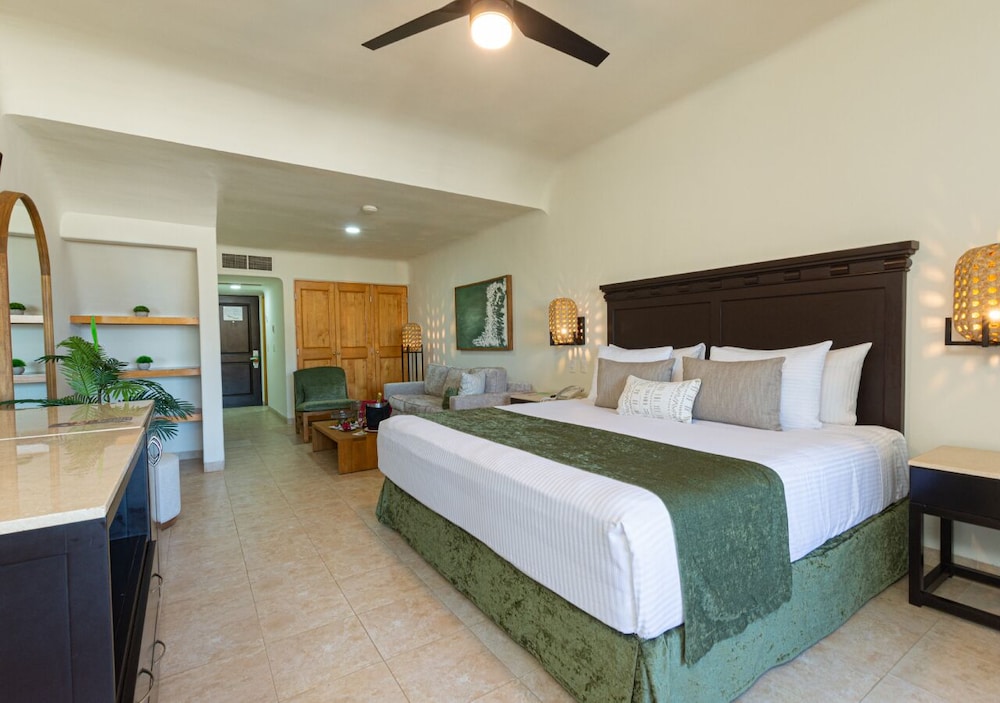 JUNIOR SUITE, DELUXE