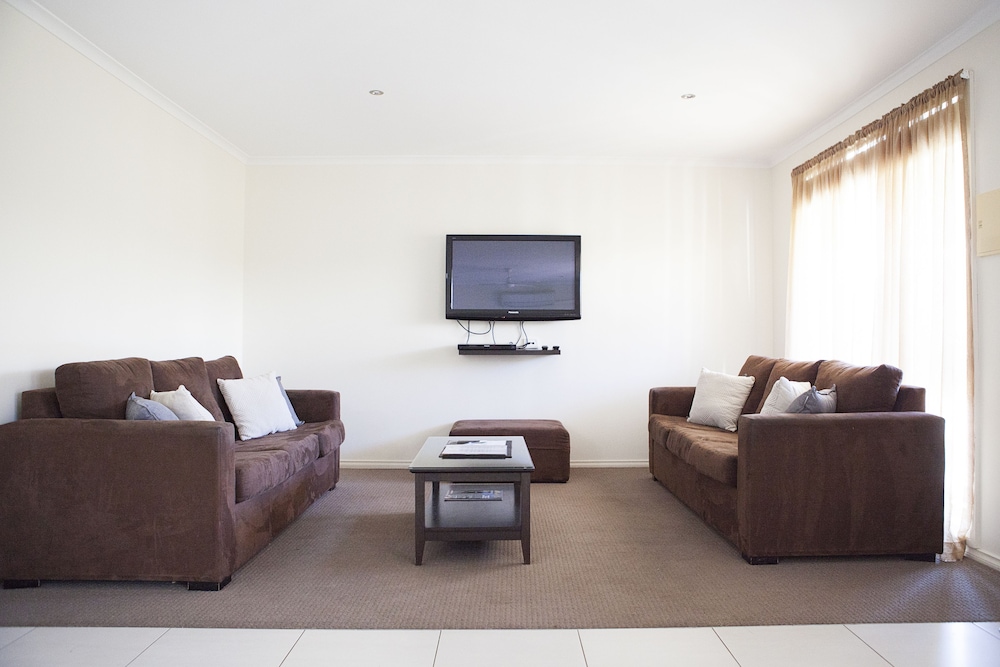 Echuca Moama Holiday Villas 28/42