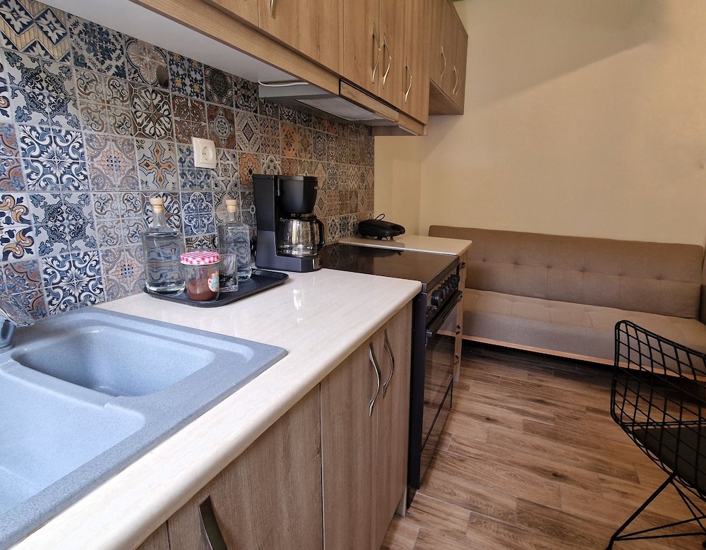 Agora Residence 49/50