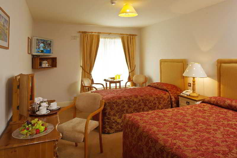 Hylands Burren Hotel 9/18
