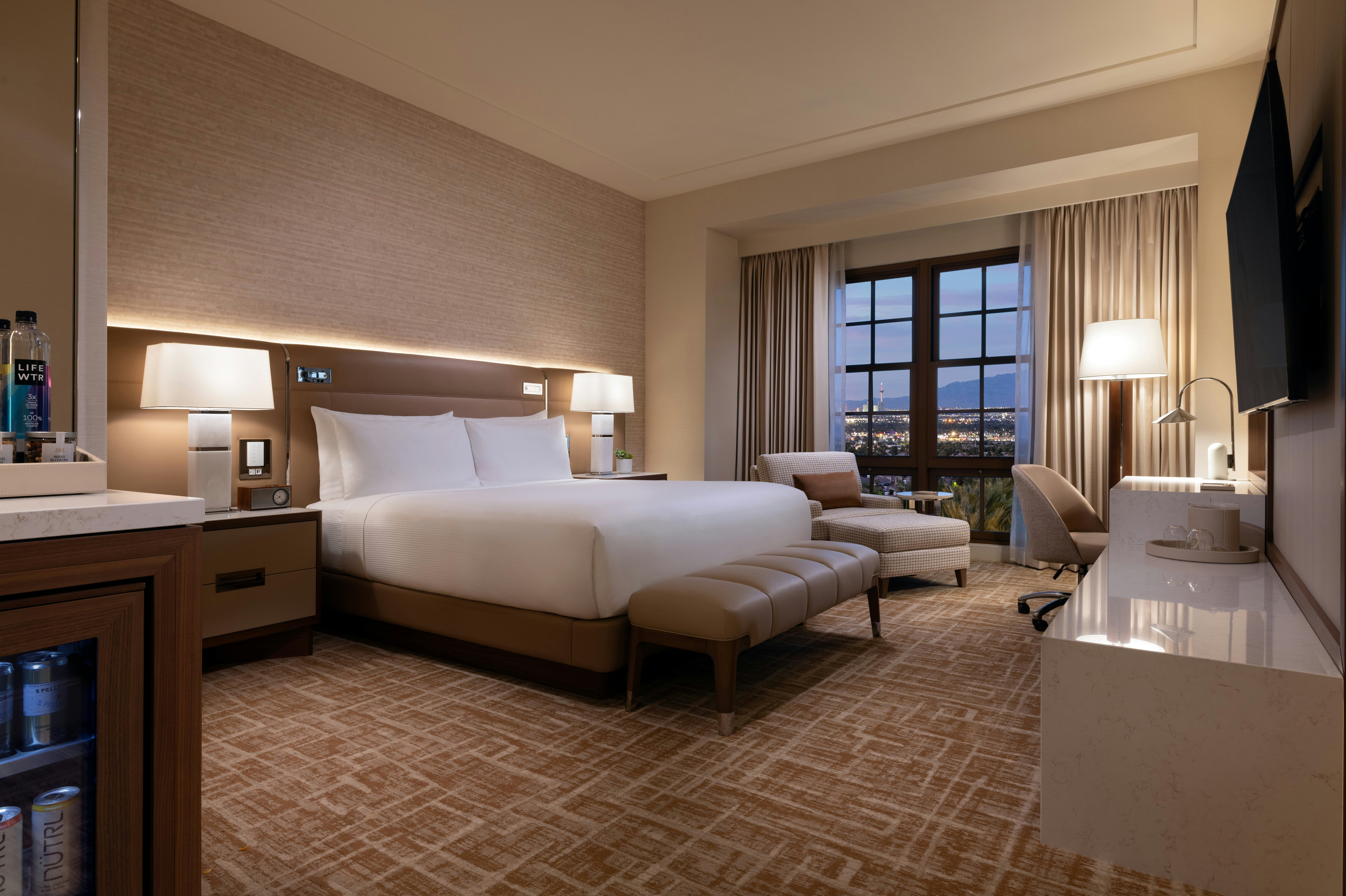 Renovated, King Bed, Resort View