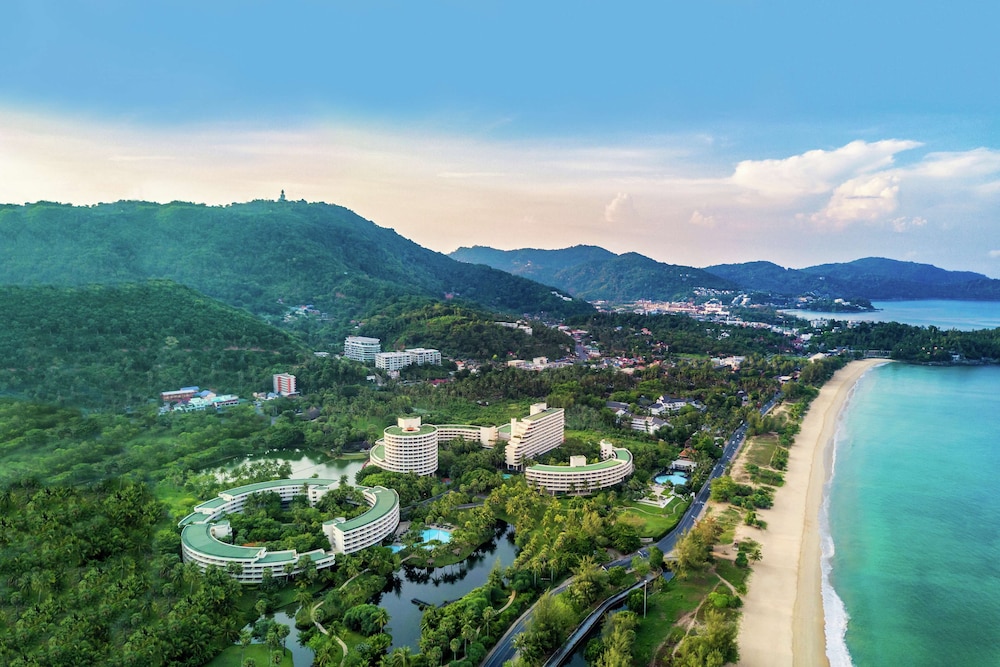 Pullman Phuket Karon Beach Resort 76/80