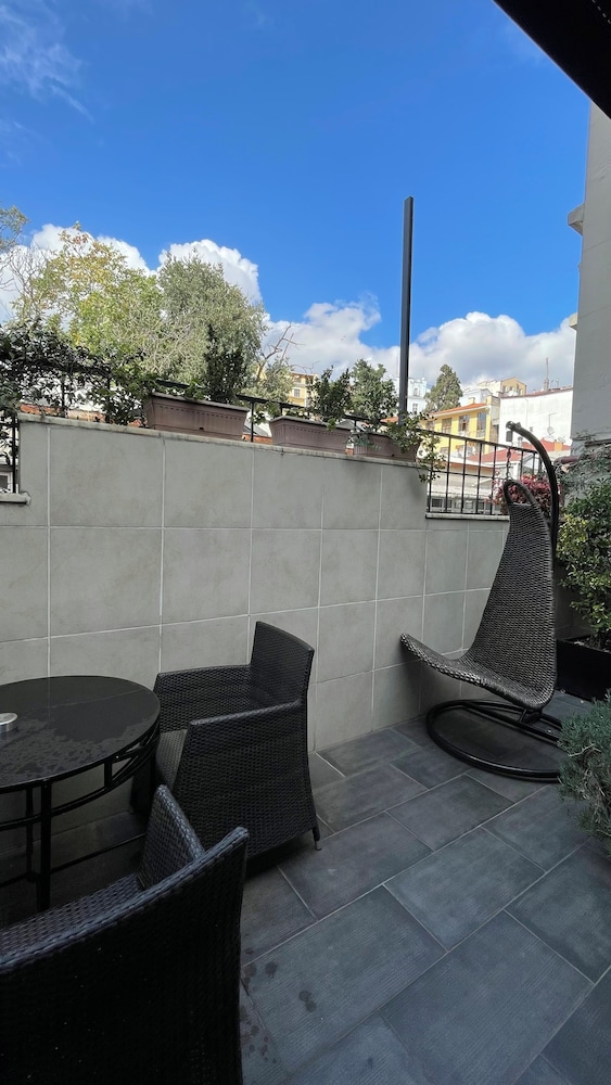 Faik Pasha Hotels 38/76