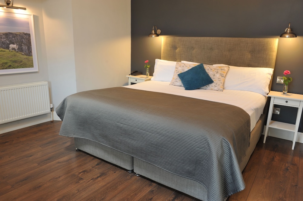The Gateway Lodge Donegal 15/56