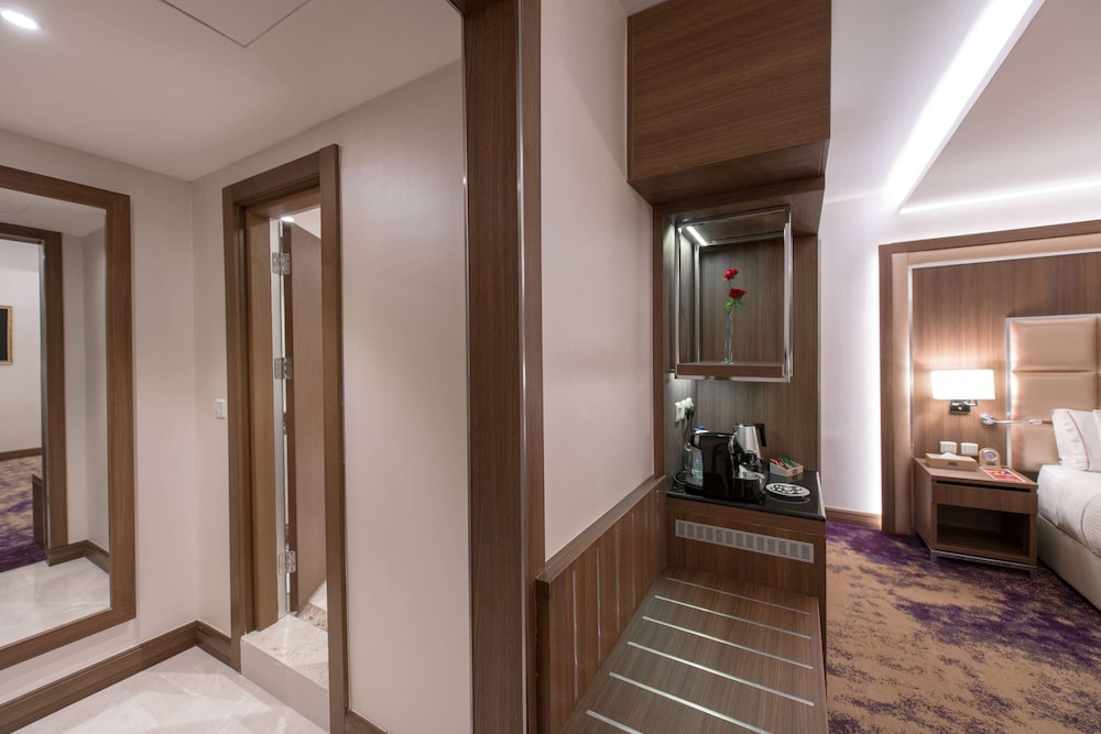 رامادا كونتيننتال جدة(Ramada by Wyndham Continental Jeddah) 42/68