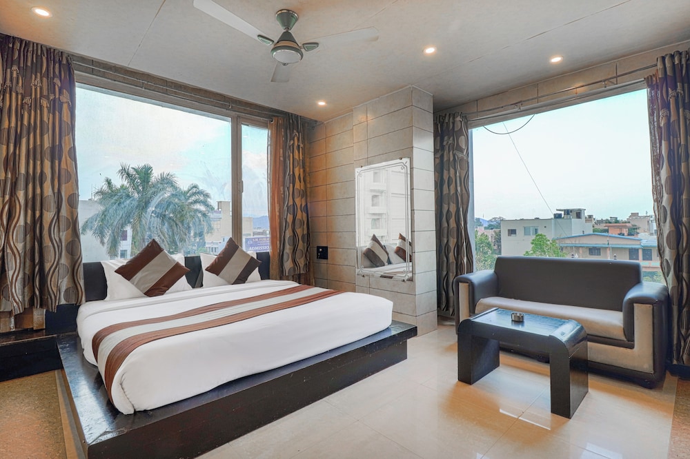 HOTEL GRAND SHIVA 29/50