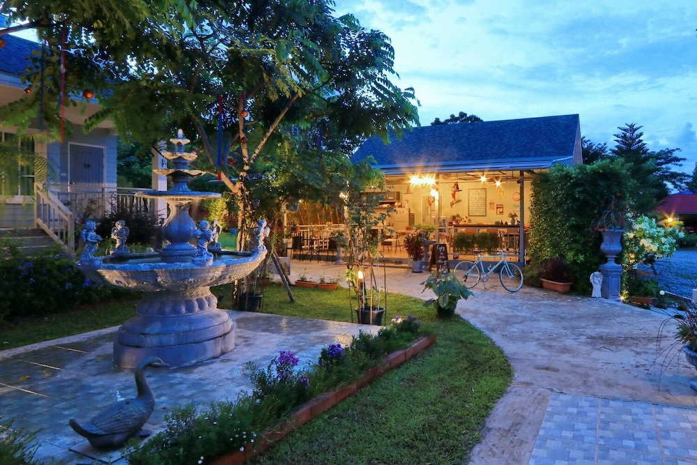 Little Cottage 23/43