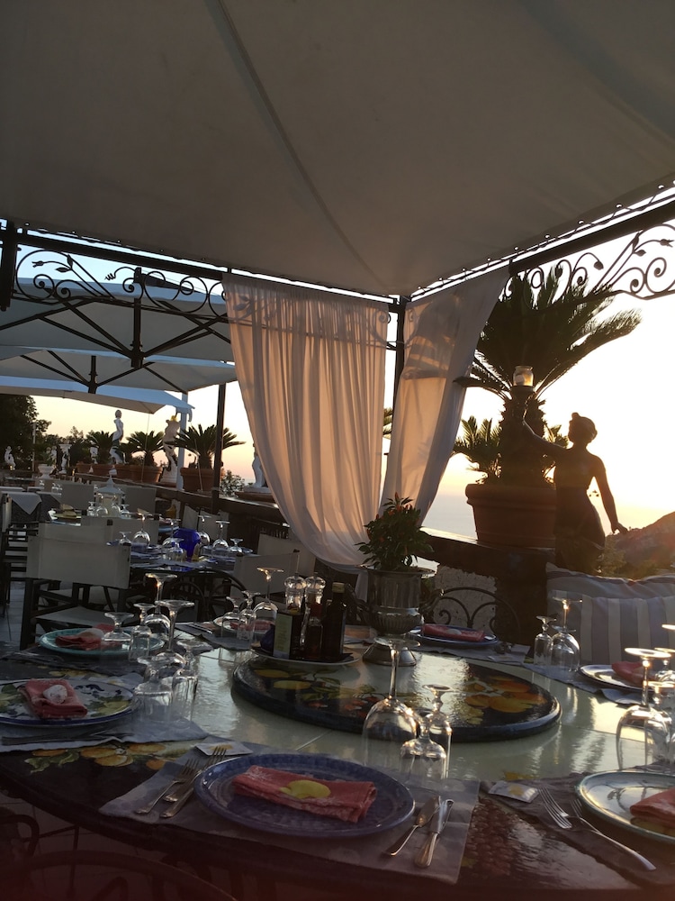Villa Neptunus Ischia(Formerly Villa Pitti)، Forio 3/56
