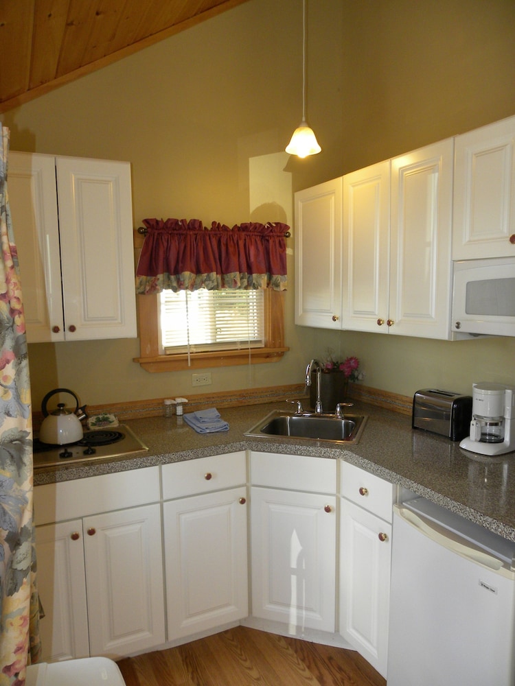 Colonial Gables Oceanfront Village 36/72