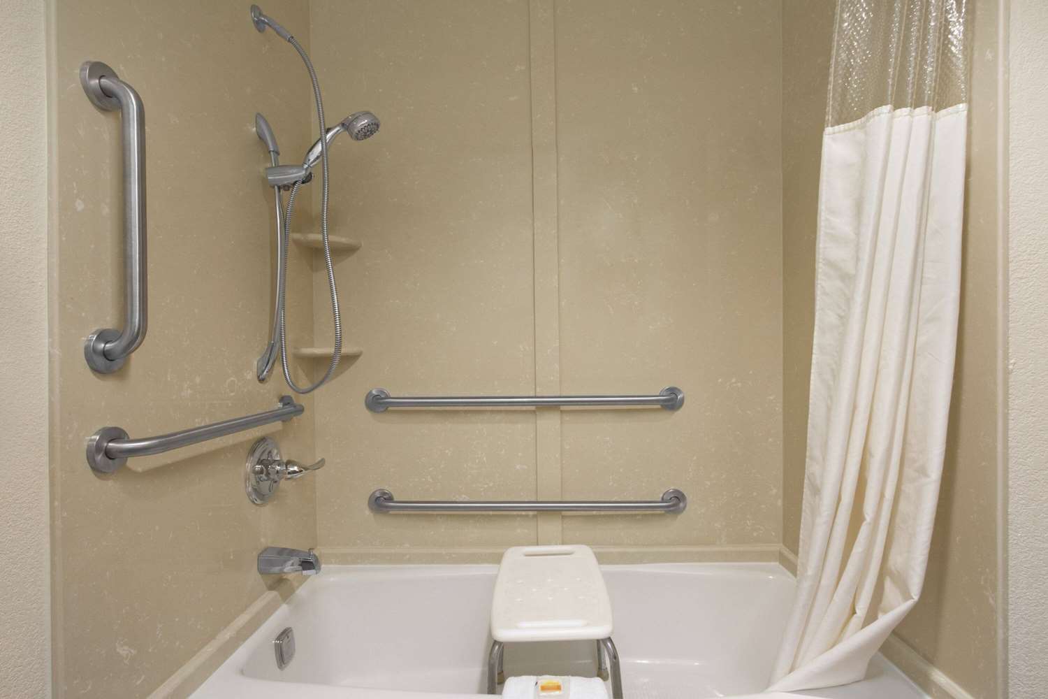 Days Inn by Wyndham Fayetteville-South/I-95 Exit 49 31/31