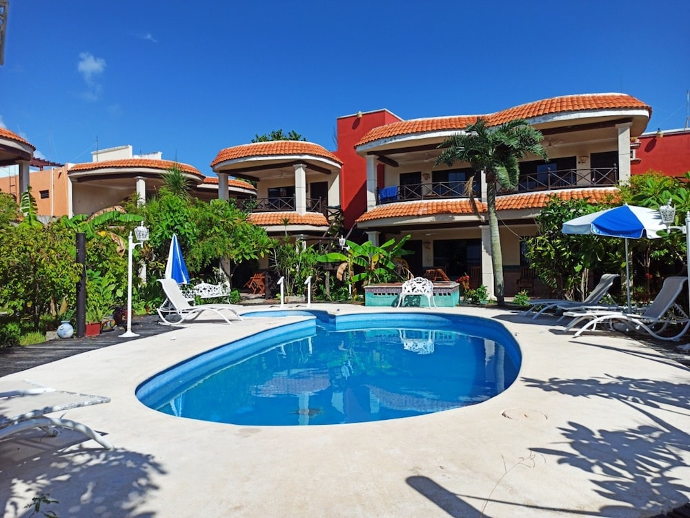 Hotel Cabanas Maria del Mar 41/43