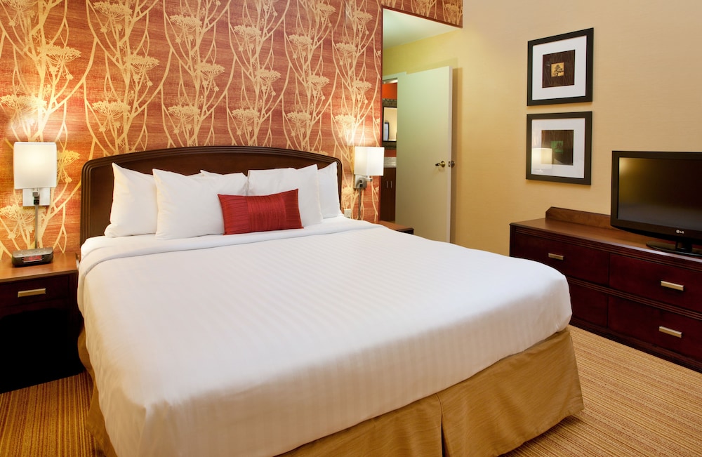 Sonesta Select Las Vegas Summerlin 14/55
