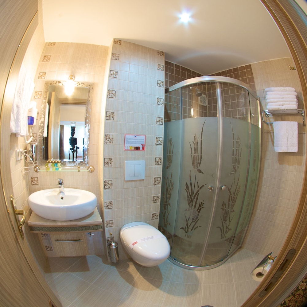 Marmaray Hotel 47/50