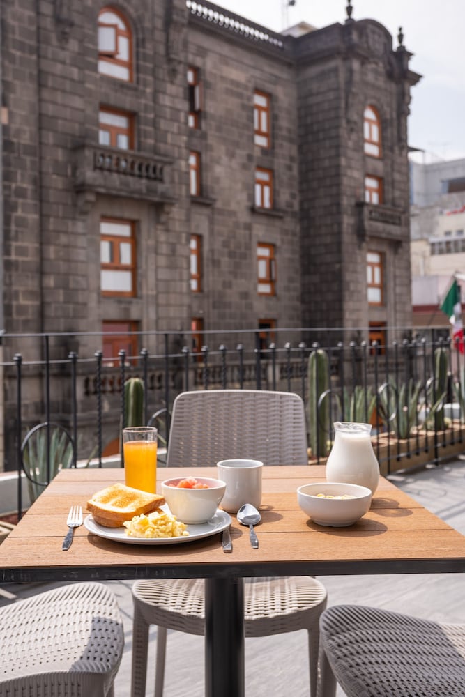 Hotel Principal 34/49