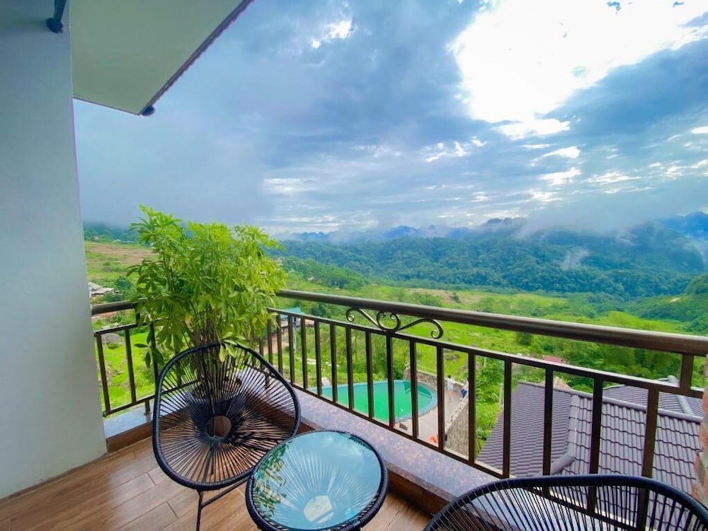 Central Hills Pu Luong Resort 45/50