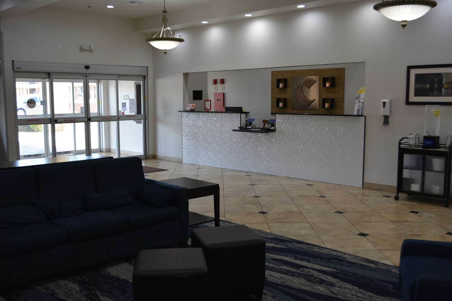 Comfort Suites Yukon SW Oklahoma City 8/17