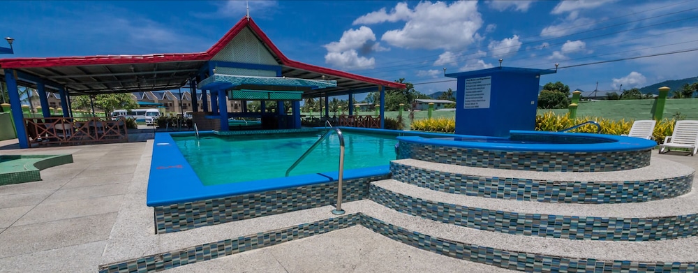 Airport Suites Hotel 3/61