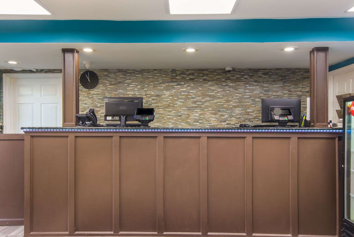 Rodeway Inn and Suites Monroeville Pittsburgh 4/42