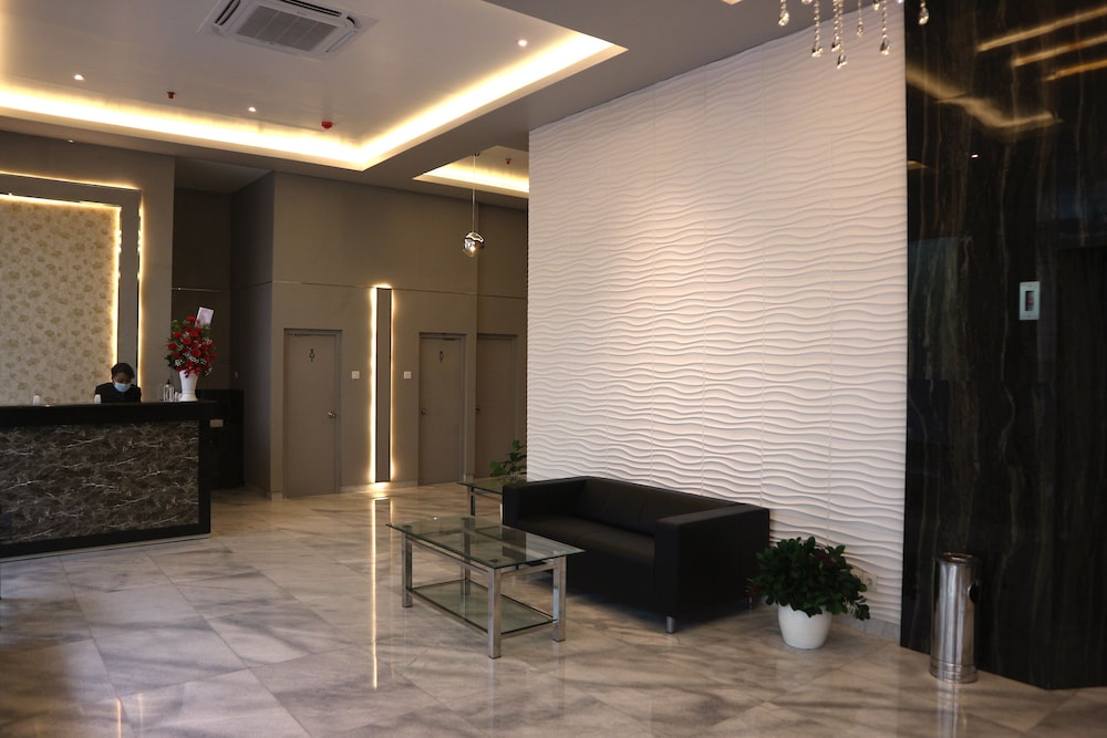 Grand Thamrin Hotel 6/35
