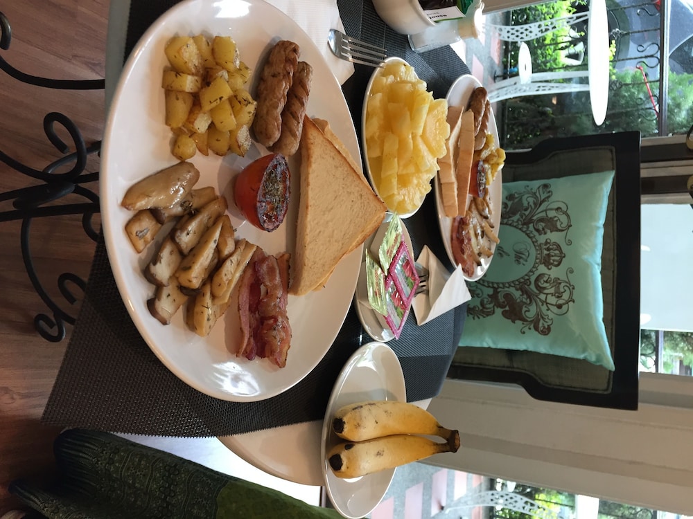 Casa Blanca Boutique Hotel 54/73