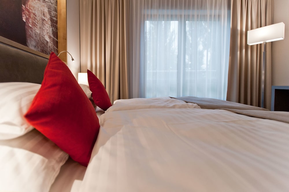 Hotel Forza 18/50