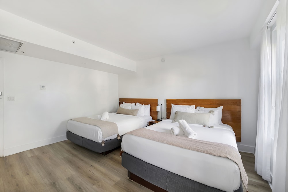 The Meridian Hotel 16/69