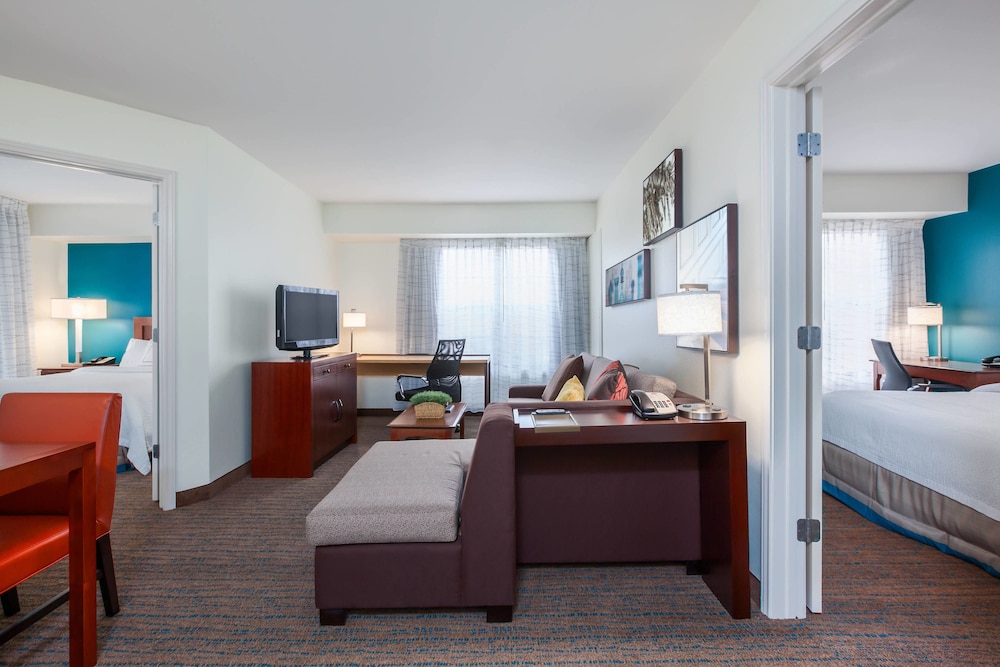 Residence Inn by Marriott Laredo Del Mar 19/26