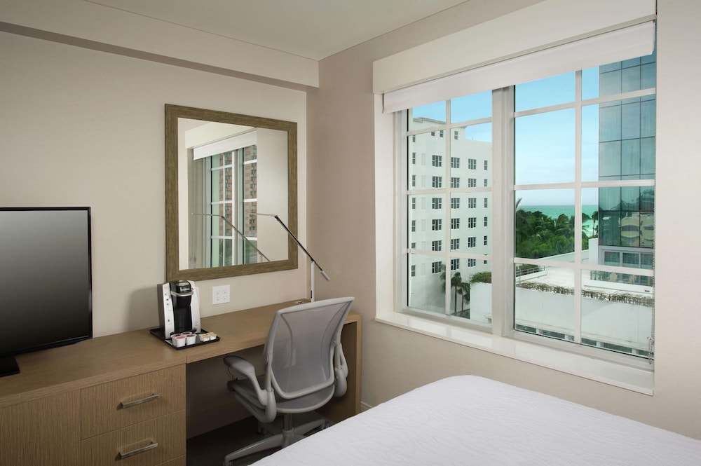 Hilton Garden Inn Miami South Beach 21/41